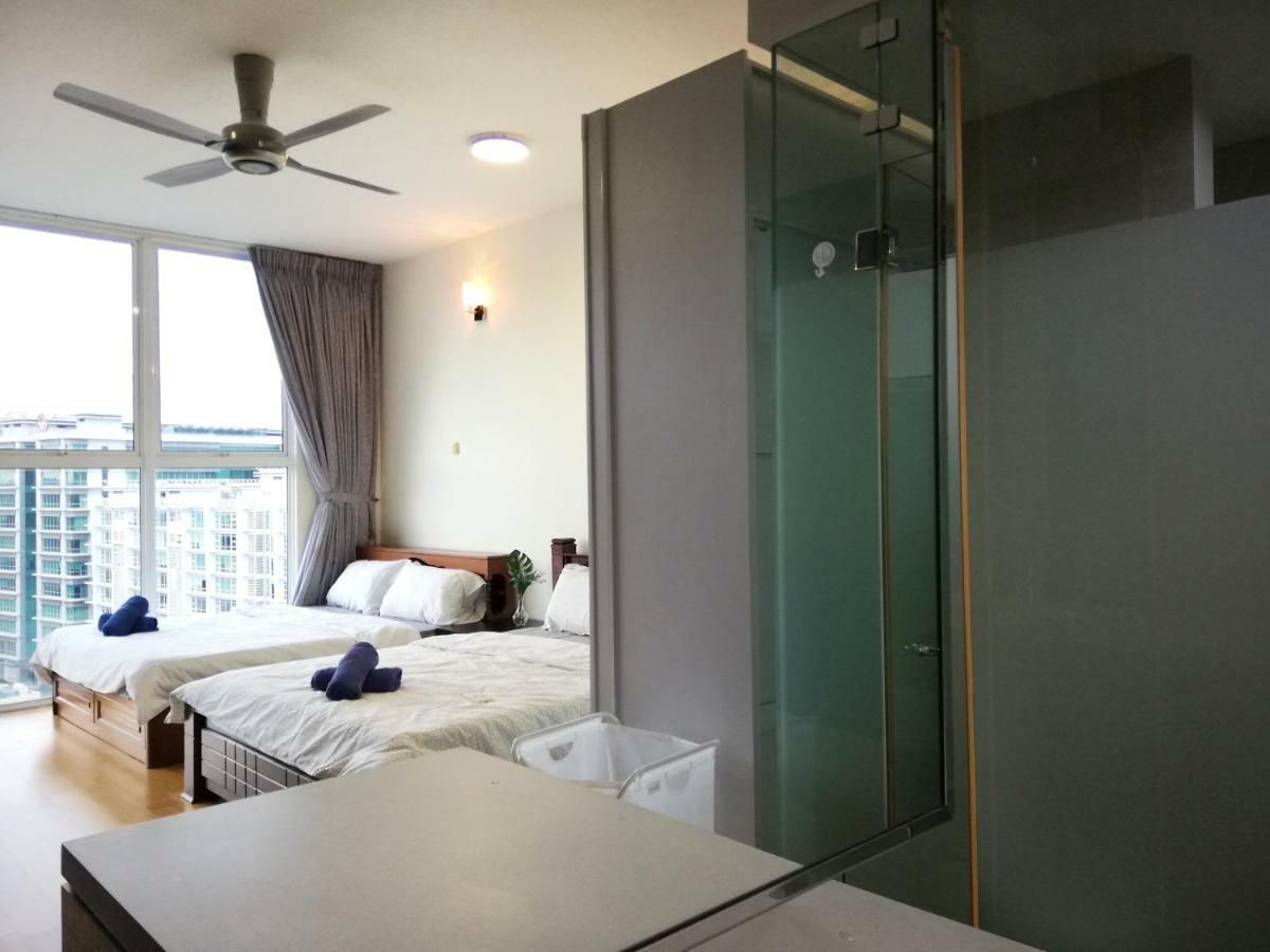 Ara Damansara Oasis Residence, Specious 4-8pax, 8min Subang Airport, 10min Sunway Pangsapuri Petaling Jaya
