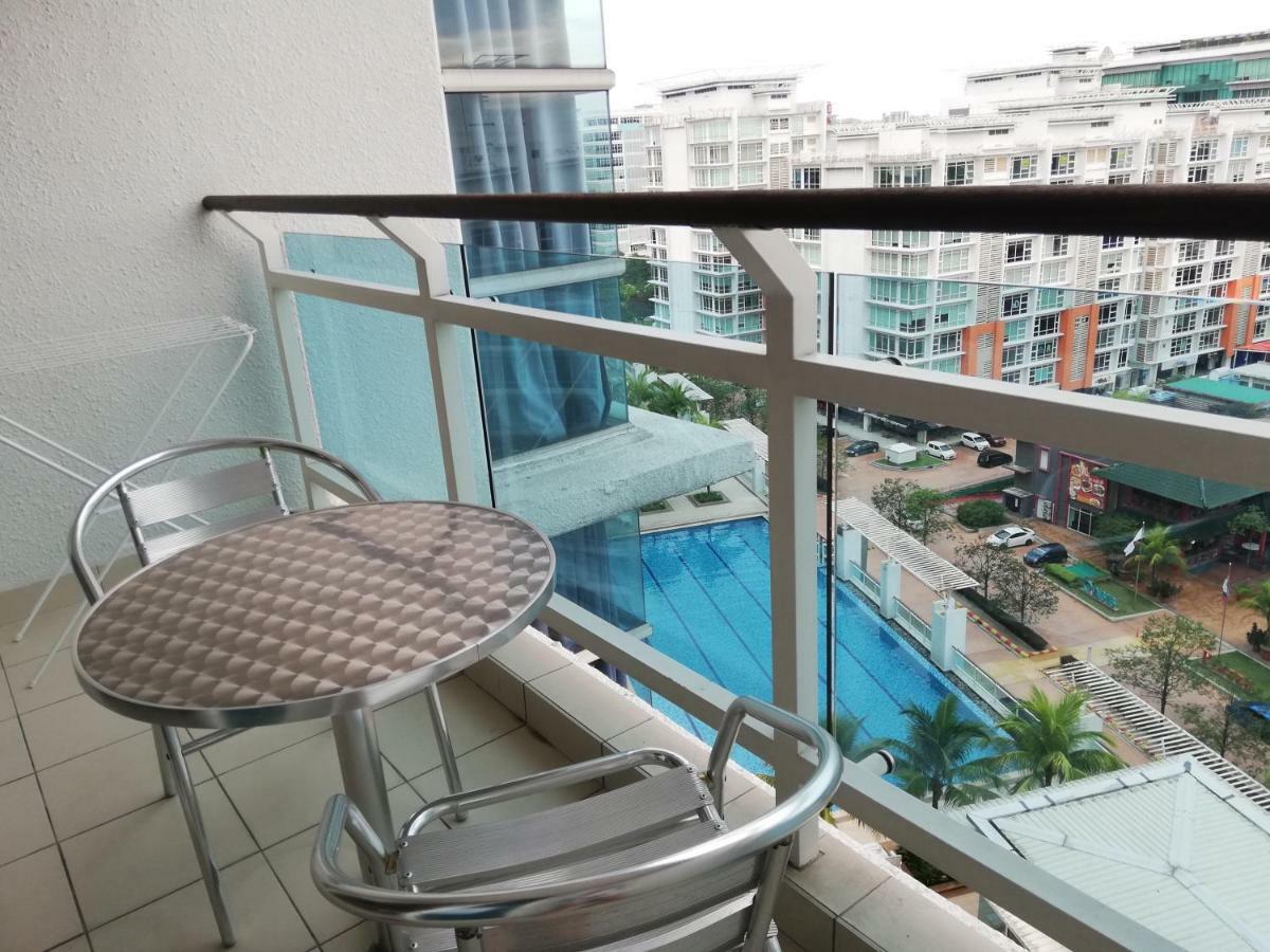 Ara Damansara Oasis Residence, Specious 4-8pax, 8min Subang Airport, 10min Sunway Pangsapuri Petaling Jaya